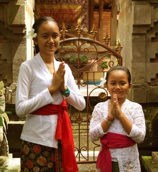 פנסיון Suryadina Guest House