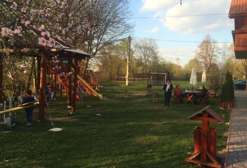 Pensiunea Poiana Avrigului