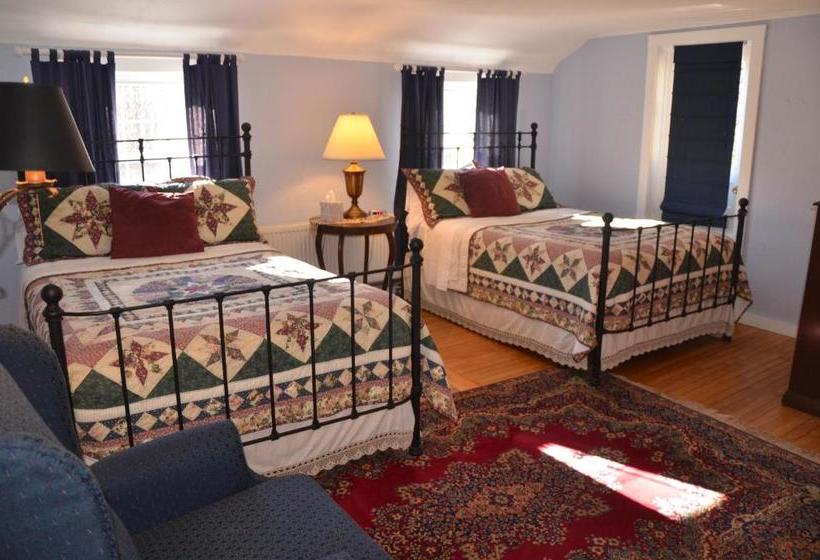 הוסטל Cornwall Inn