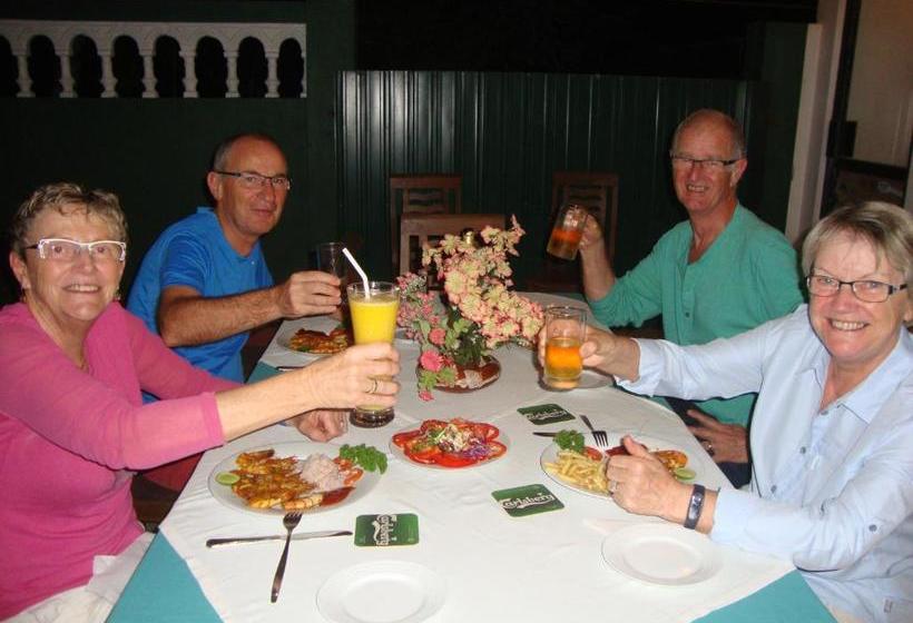 旅馆 Lily Restaurant And Inn