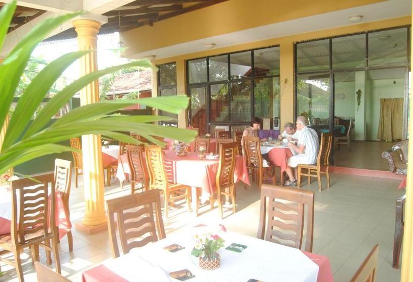 旅馆 Lily Restaurant And Inn