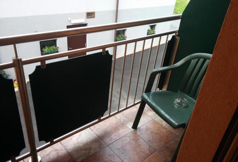 호스텔 Rebenlandhof