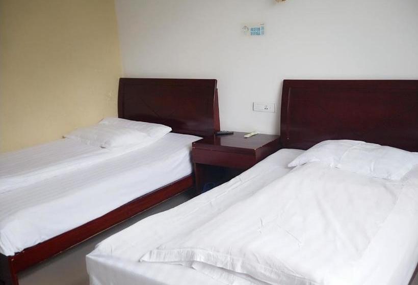 Отель Sanqingshan Jinyilai Inn