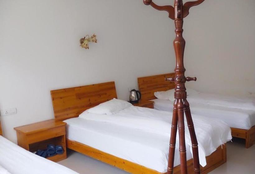 Отель Sanqingshan Jinyilai Inn