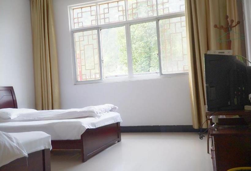 Отель Sanqingshan Jinyilai Inn