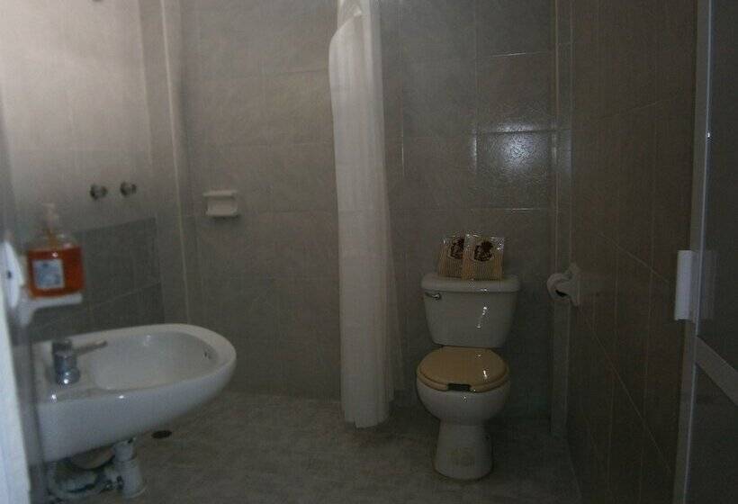 La Pension Casa Azul   Hostel