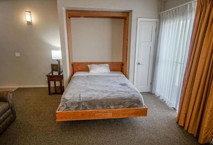 Multi Resorts At Villas At Southgate