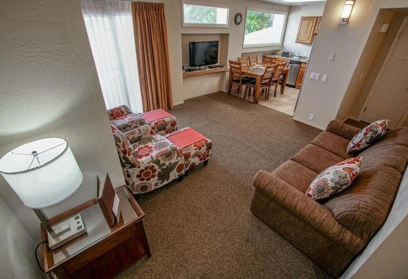 Multi Resorts At Villas At Southgate