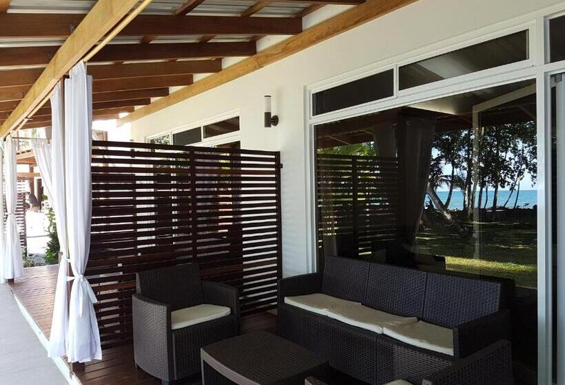 פנסיון Cahuita Inn