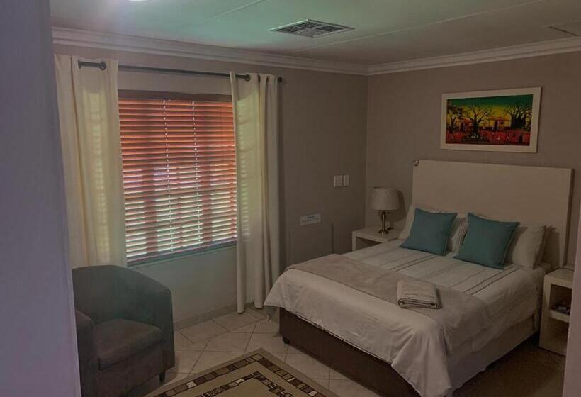 פנסיון Dobbs Lodge