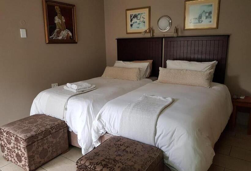 Пансион Dormio Manor Guest Lodge