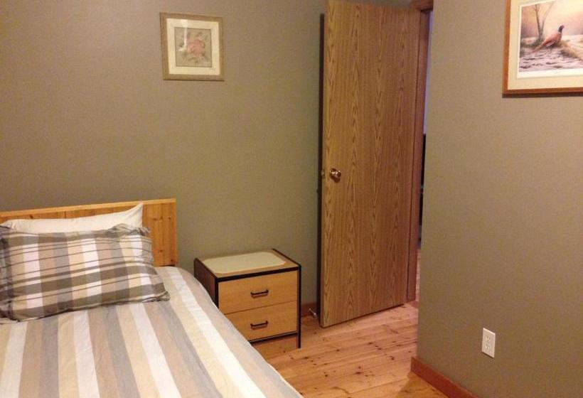 بنسيون Foxlake Retreat