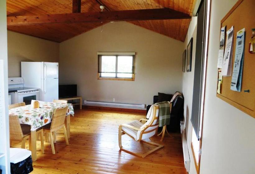 بنسيون Foxlake Retreat