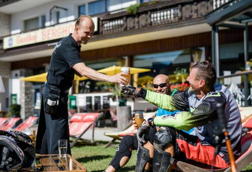 פנסיון Gasthof Berghof