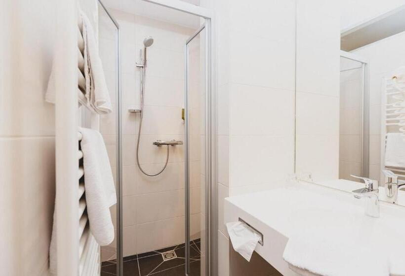 膳宿费 Gasthof Berghof