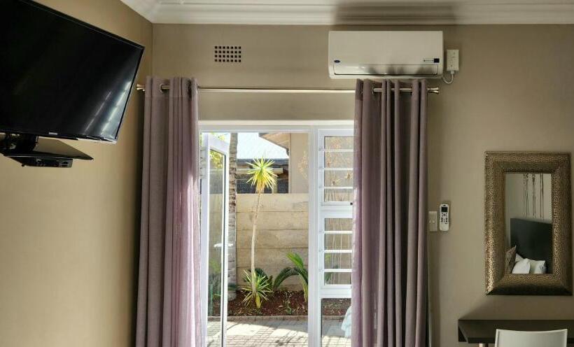 膳宿费 Green Kalahari Guesthouse