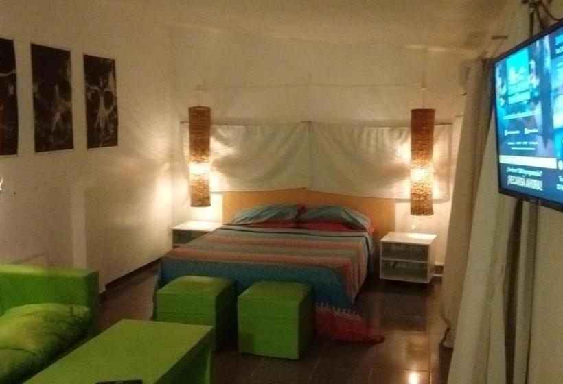 Пансион Guest House Peter Flanders