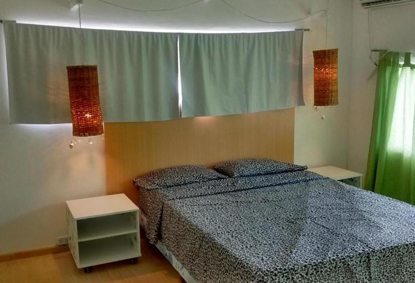 Пансион Guest House Peter Flanders