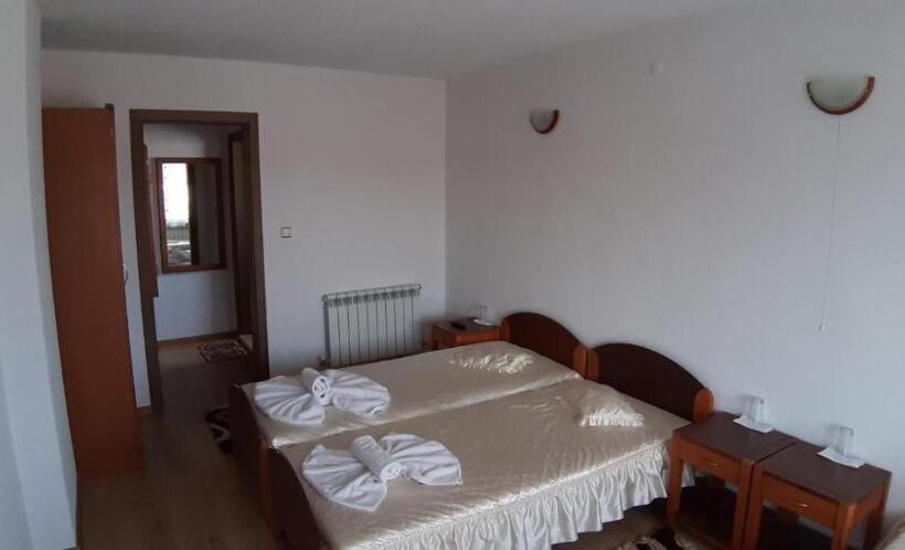 بنسيون Guest House Raffe