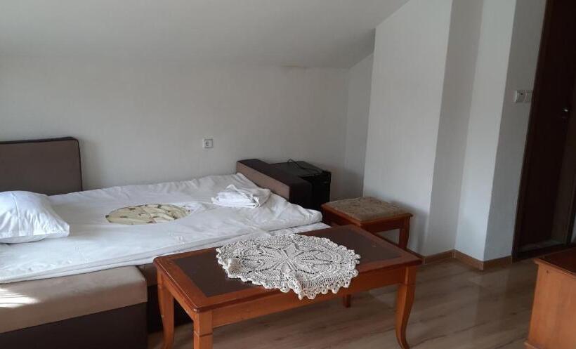 بنسيون Guest House Raffe