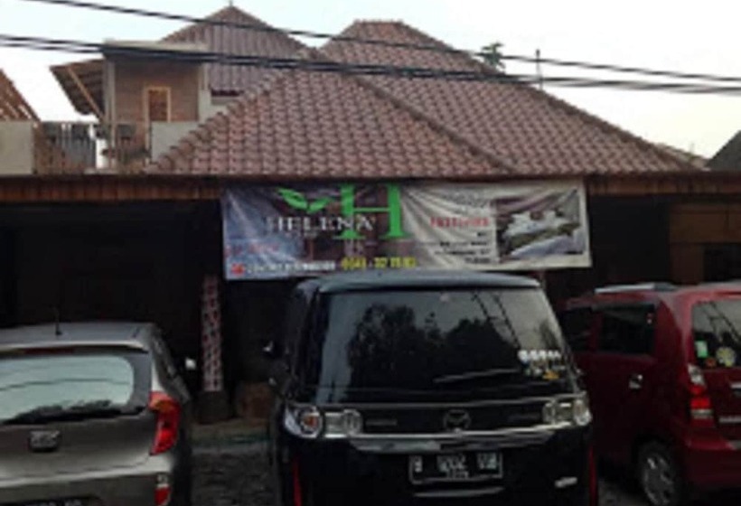 بنسيون Helena Guest House