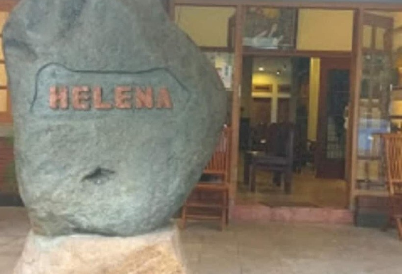 بنسيون Helena Guest House