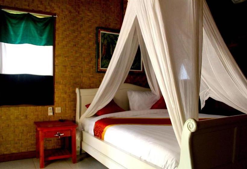 פנסיון Hobbit S House Homestay