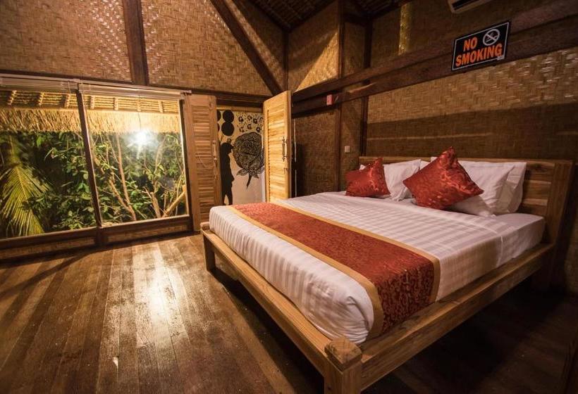 פנסיון Hobbit S House Homestay