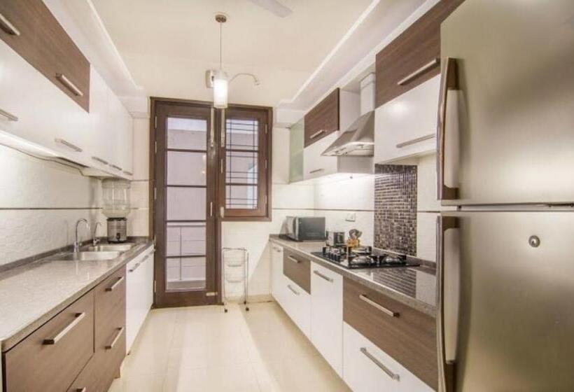 פנסיון Indiyaah Inn