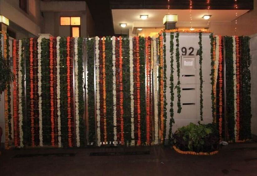 膳宿费 Indiyaah Inn