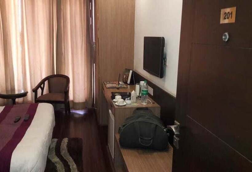 膳宿费 Indiyaah Inn