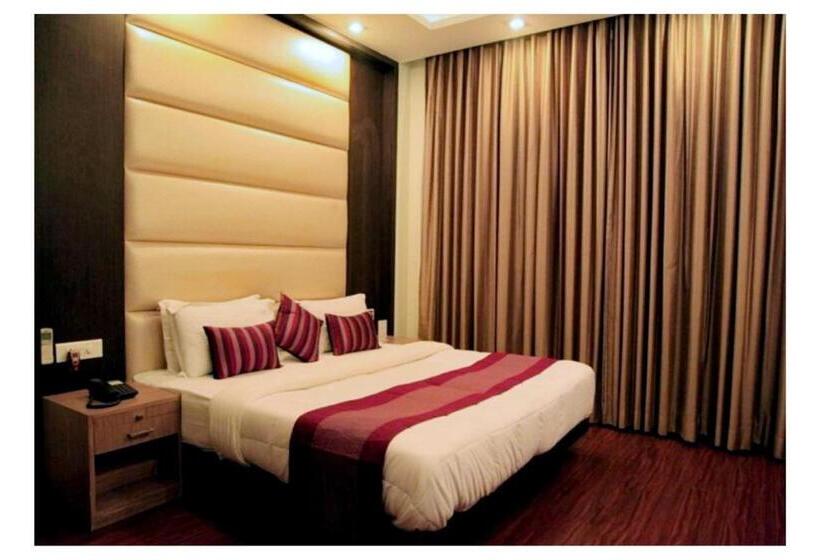 膳宿费 Indiyaah Inn