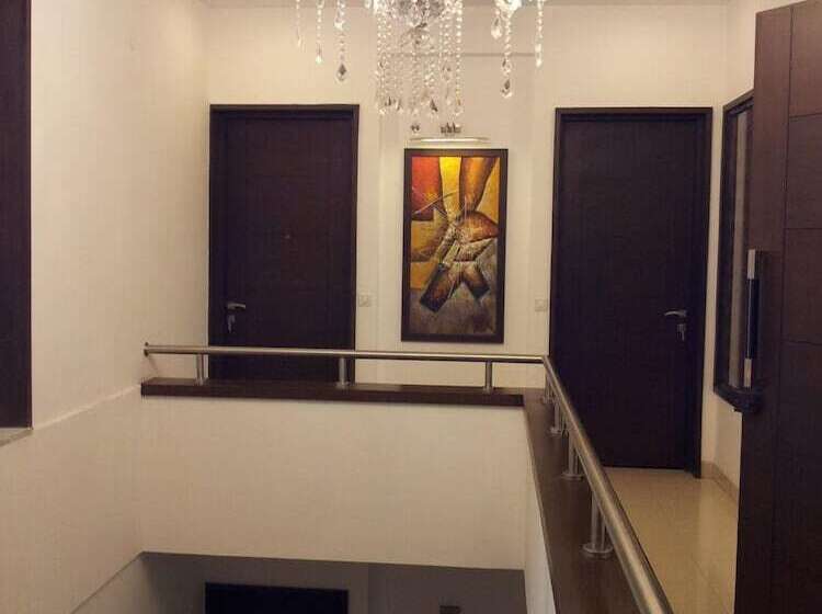 膳宿费 Indiyaah Inn