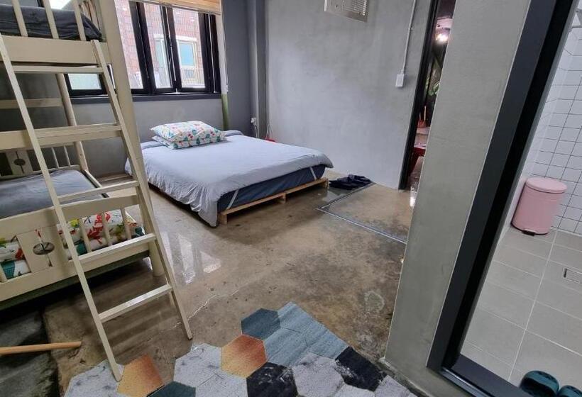 بنسيون Jungle Guesthouse