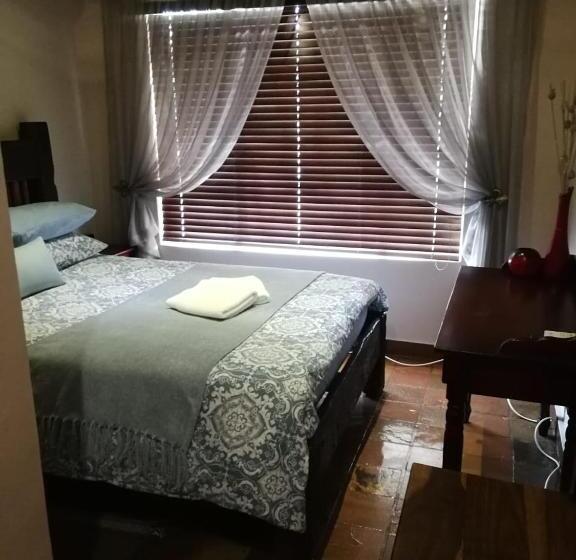 膳宿费 Kalahari Rus