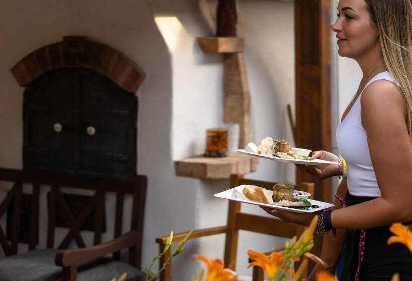 פנסיון Katica Vendégház