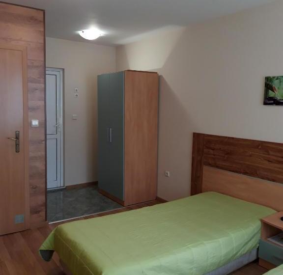 ペンション Private Rooms Silvia