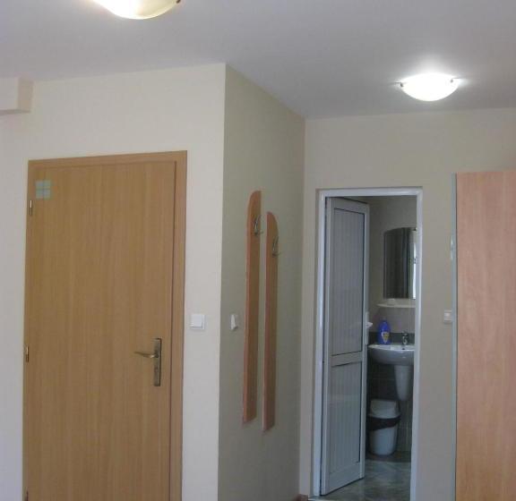 ペンション Private Rooms Silvia