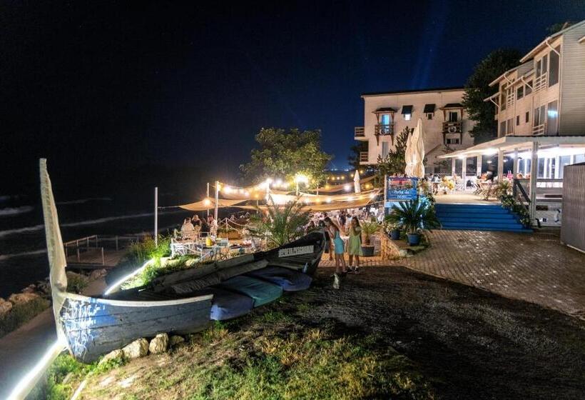 بنسيون Sea&sky Villa Costinesti