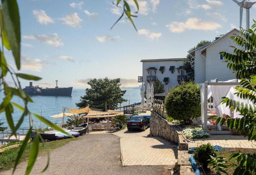 بنسيون Sea&sky Villa Costinesti