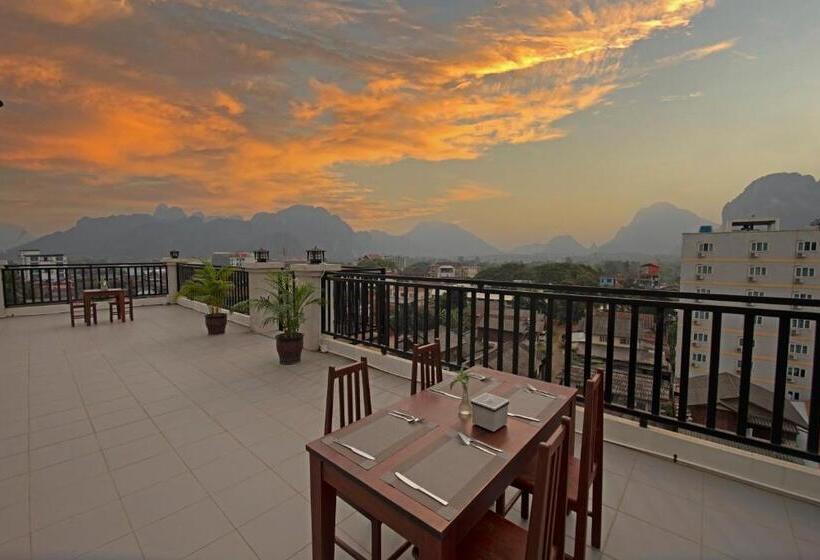 펜션 Sisombat Plaza