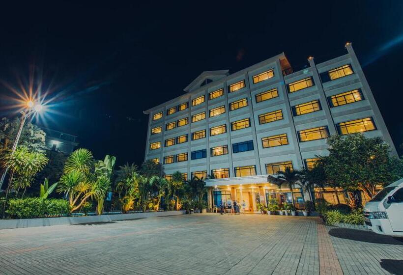 펜션 Sisombat Plaza