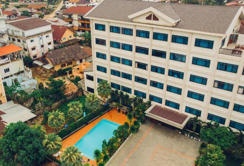 펜션 Sisombat Plaza