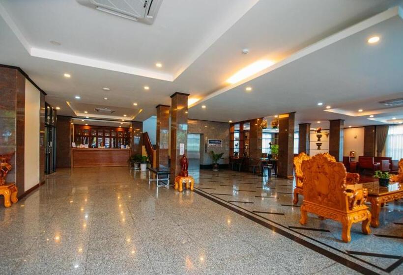 펜션 Sisombat Plaza