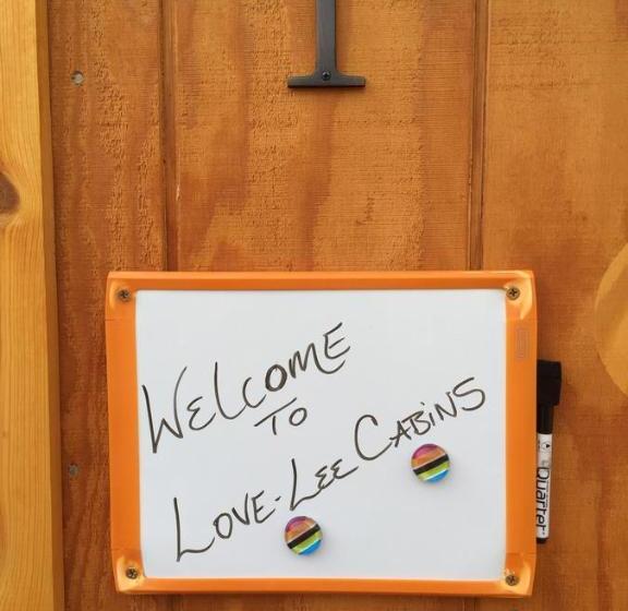 بنسيون Talkeetna Lovelee Cabins