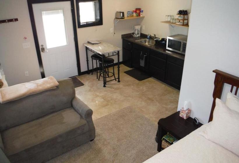 بنسيون Talkeetna Lovelee Cabins