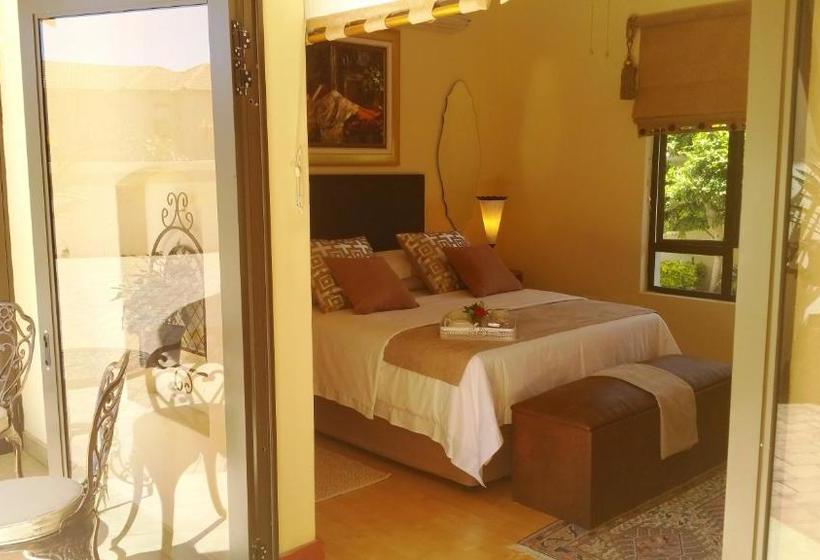 بنسيون The Blue Crane Villa