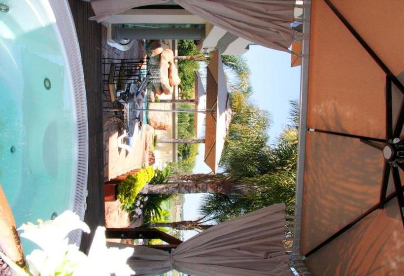 بنسيون The Blue Crane Villa