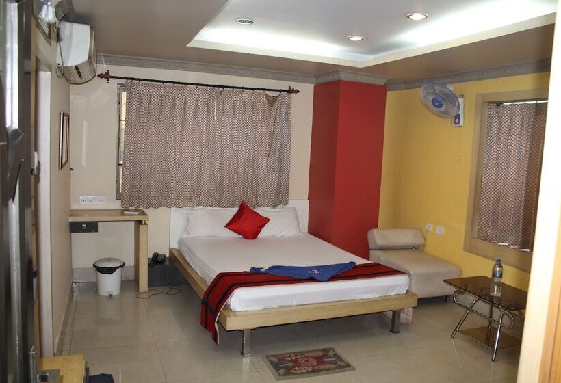 بنسيون Transit Inn Guest House