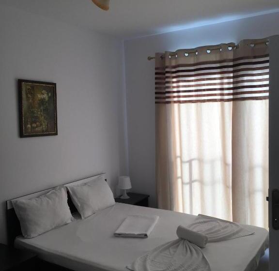 פנסיון Vilele Liliana